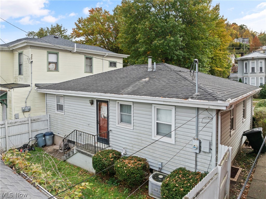 308 Whitely Street Bridgeport OH 43912