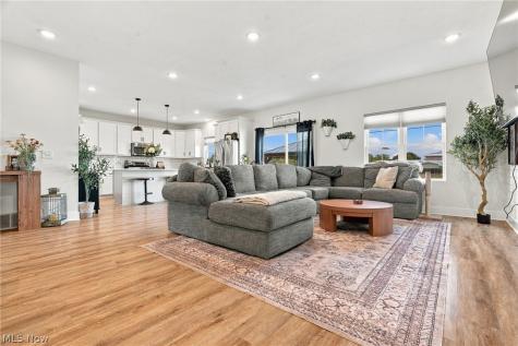 4862 Sippo Reserves Drive NW Massillon OH 44647