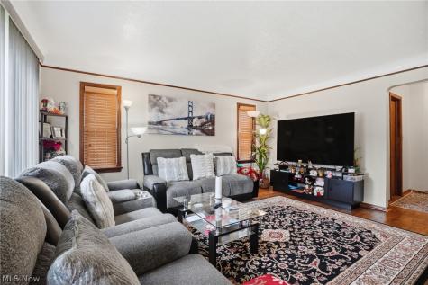 9210 Fernhill Avenue Parma OH 44129