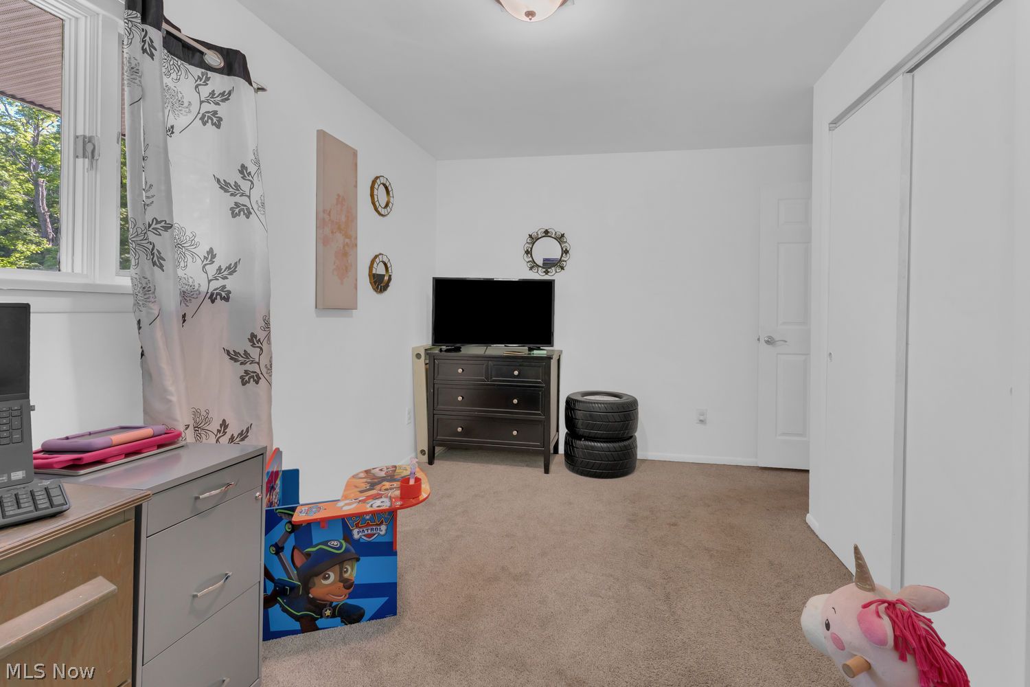 2212 Pleasant Valley Road Niles OH 44446