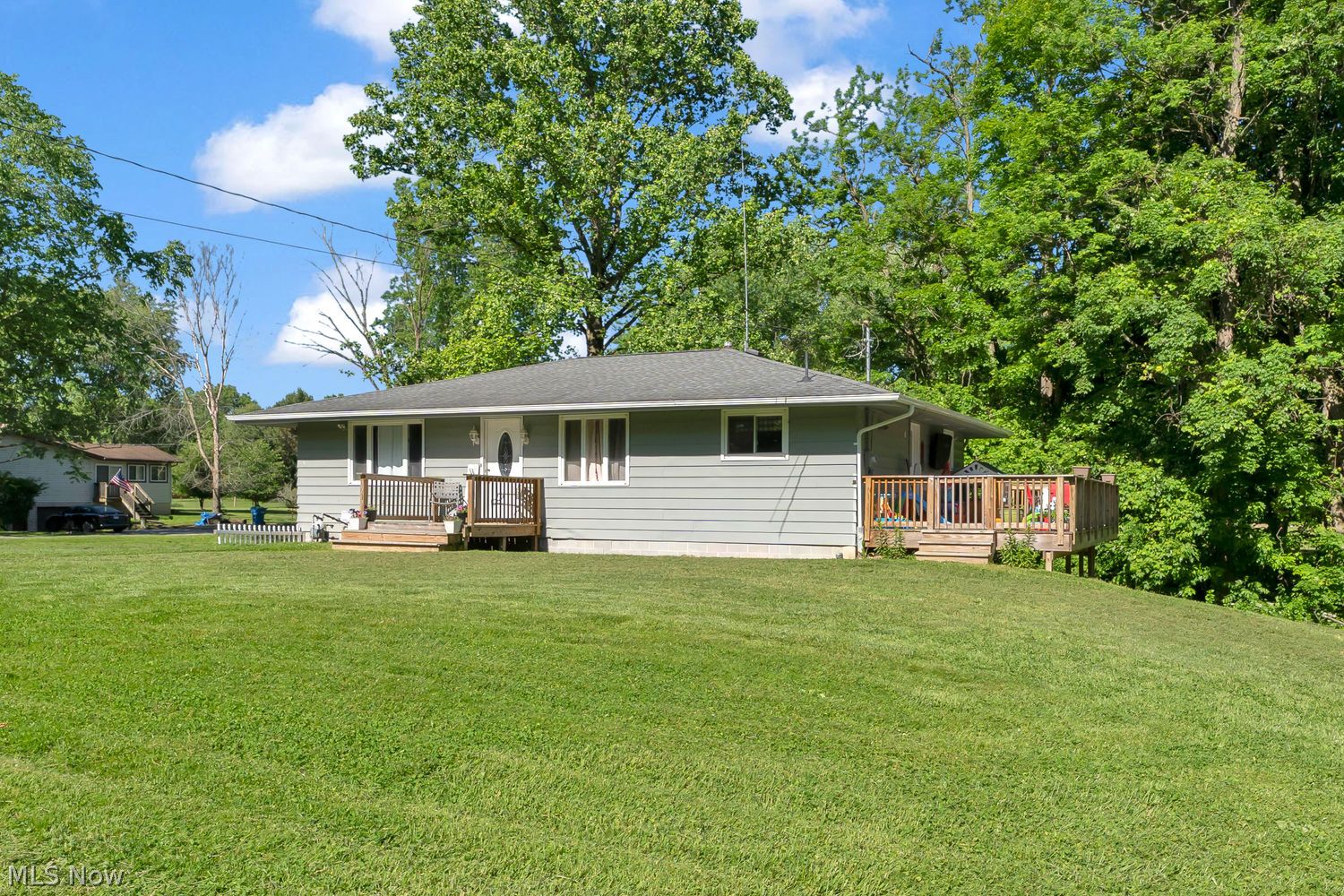 2212 Pleasant Valley Road Niles OH 44446
