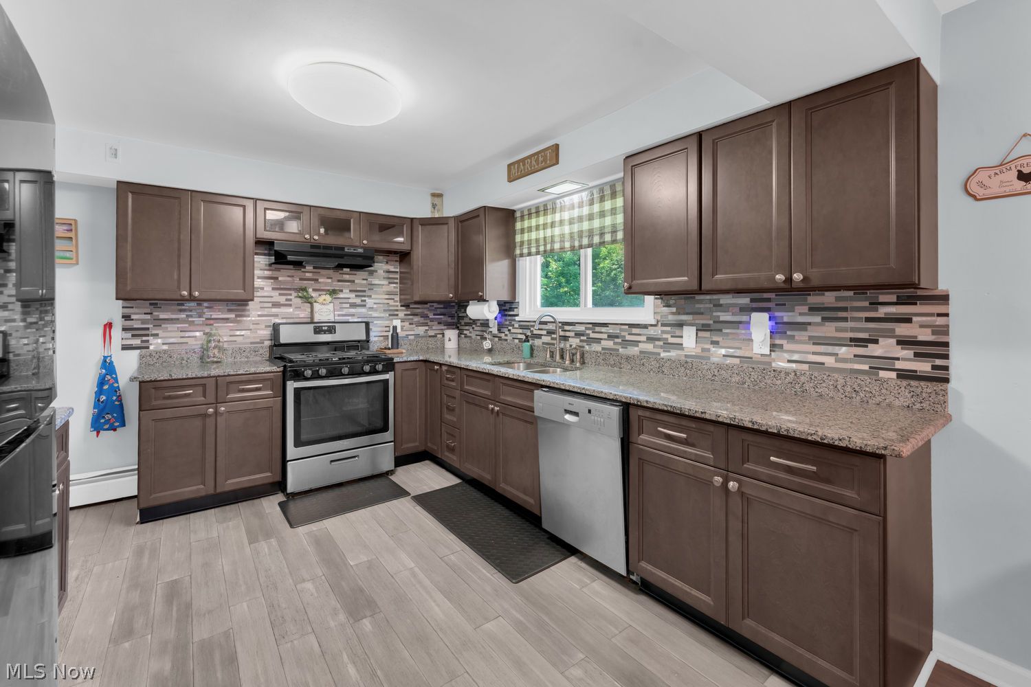 2212 Pleasant Valley Road Niles OH 44446
