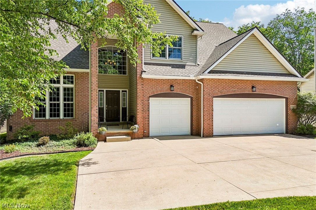 Strongsville OH, 17459 Woodlawn Court