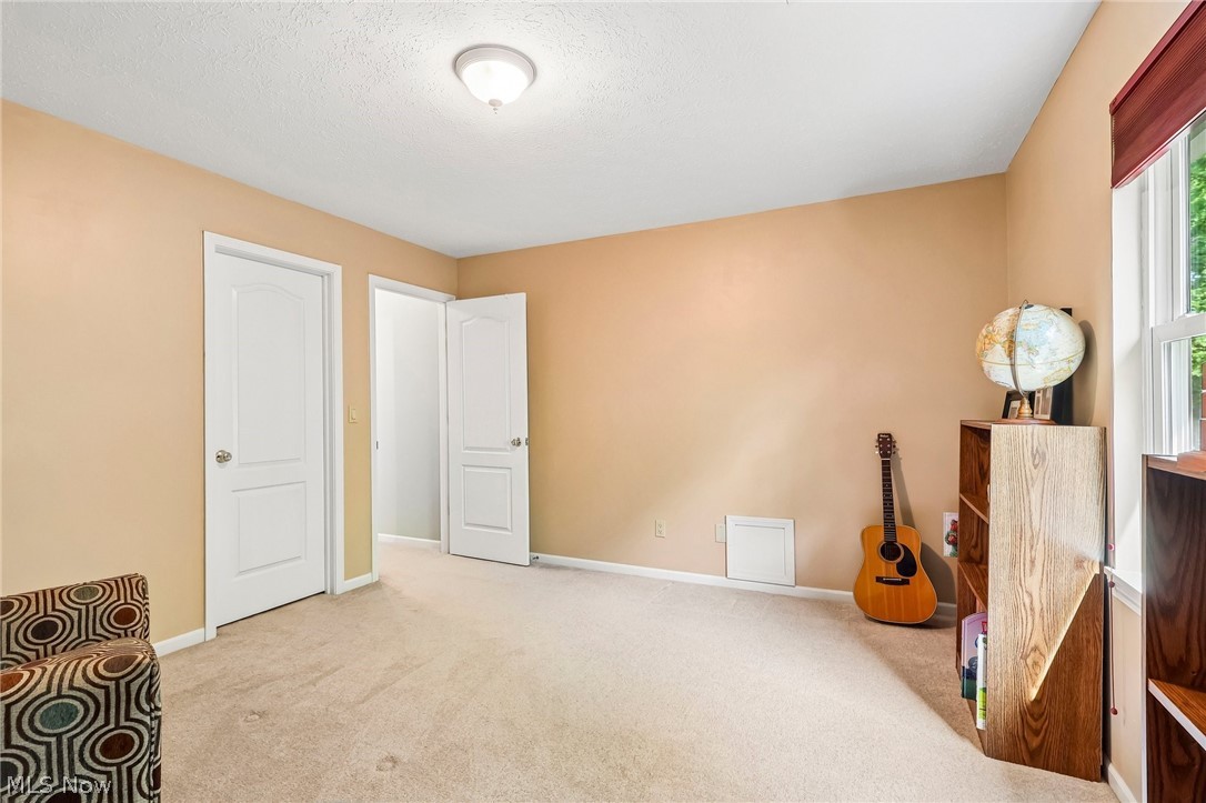 17459 Woodlawn Court Strongsville OH 44149