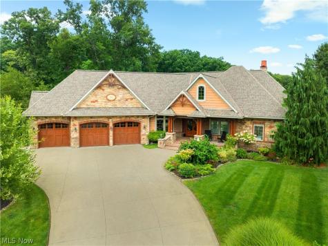 7995 Shady Stone Street NW Massillon OH 44646
