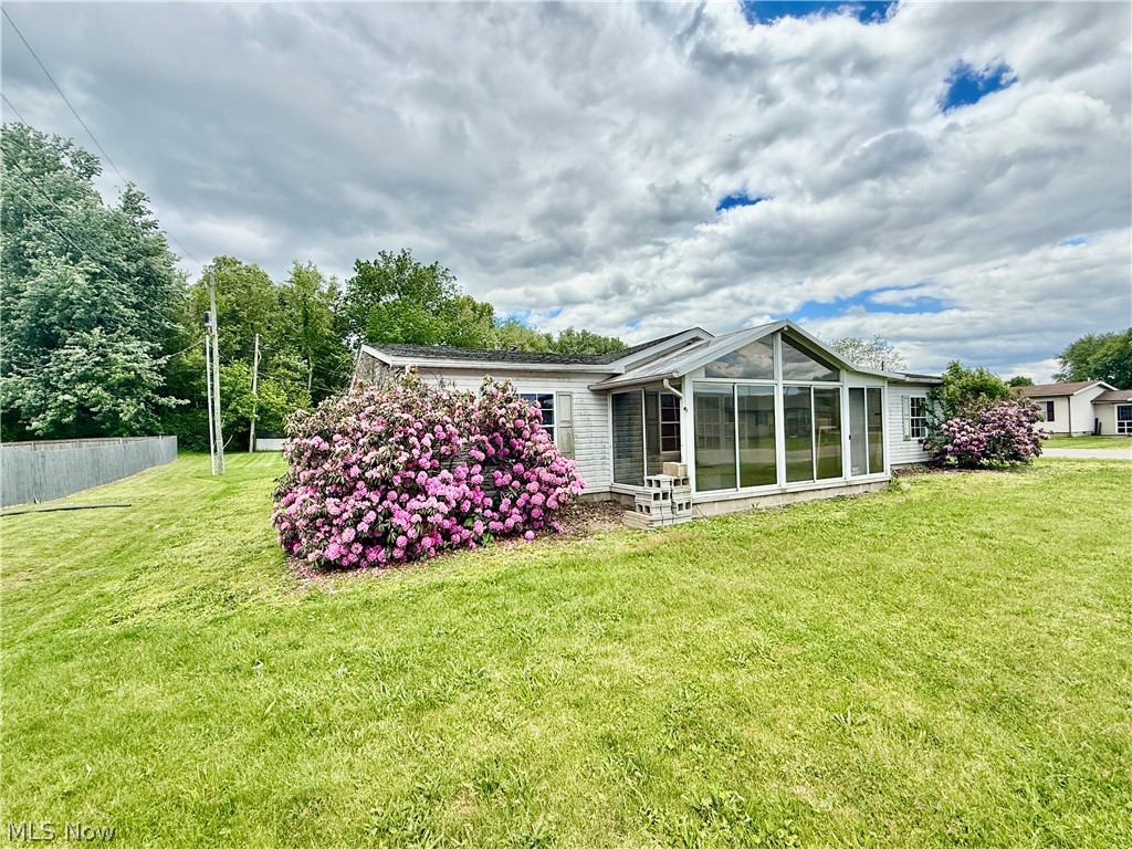 17 Stevy Lane Frazeysburg OH 43822