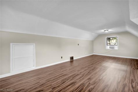 824 E Waterloo Road Coventry OH 44306