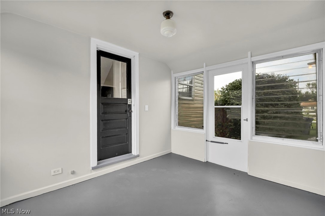 824 E Waterloo Road Coventry OH 44306