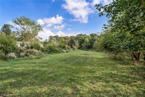 824 E Waterloo Road Coventry OH 44306