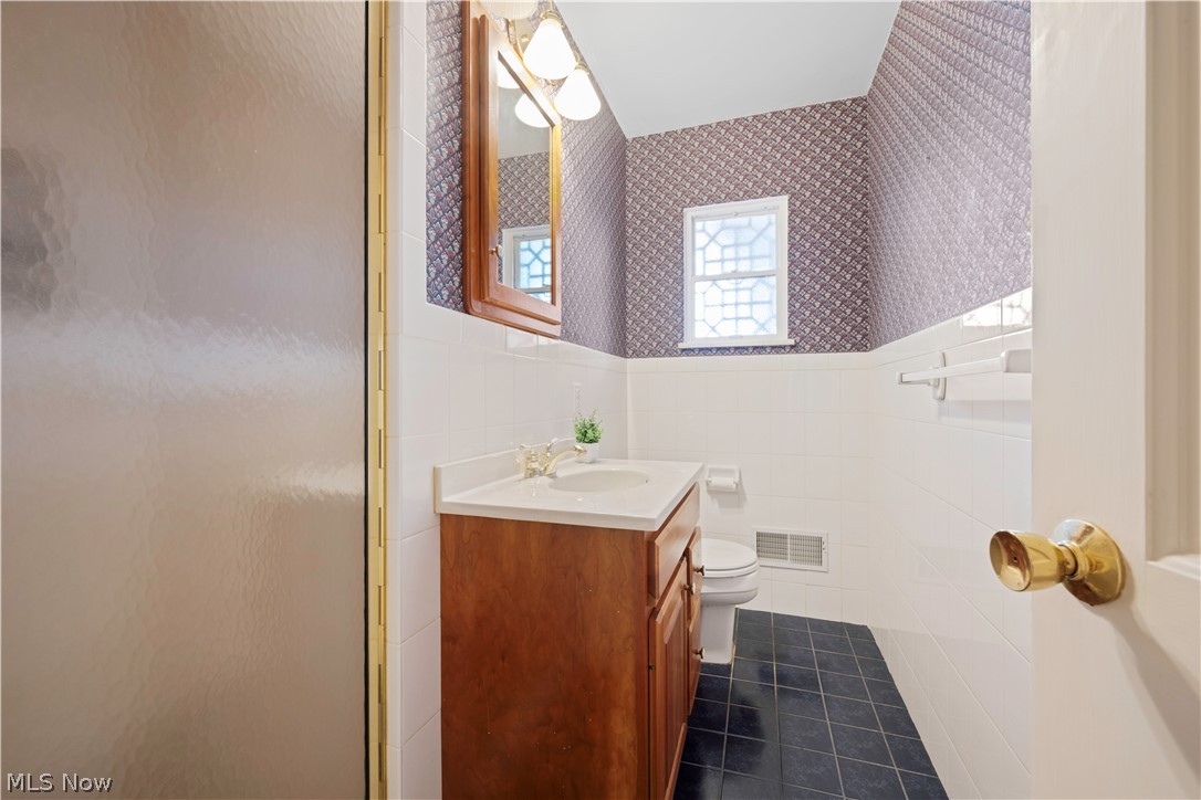 1822 Donna Drive Westlake OH 44145