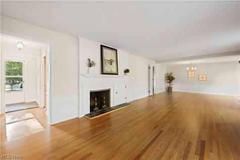 1822 Donna Drive Westlake OH 44145