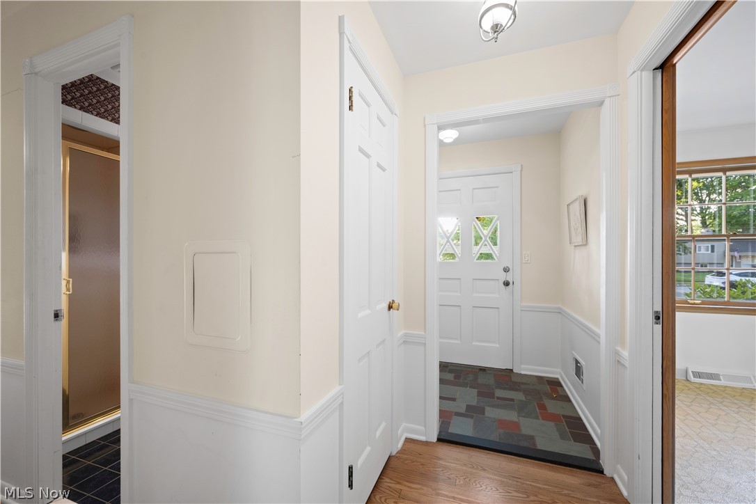 1822 Donna Drive Westlake OH 44145
