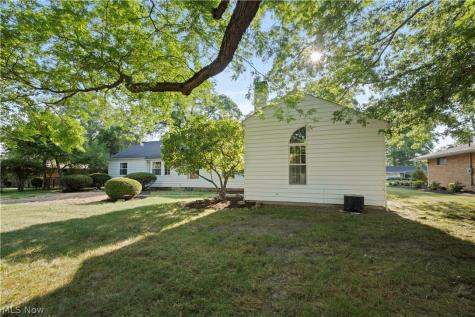 1822 Donna Drive Westlake OH 44145