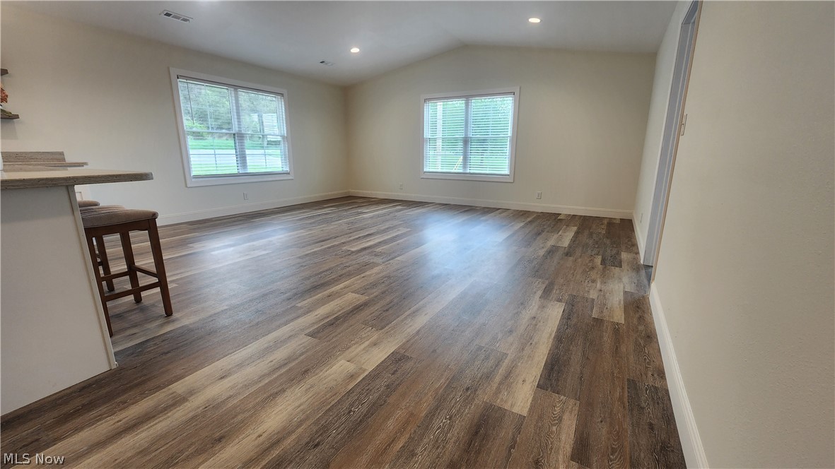3190 Eastport Road SE Dennison OH 44621