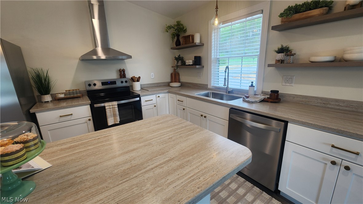 3190 Eastport Road SE Dennison OH 44621