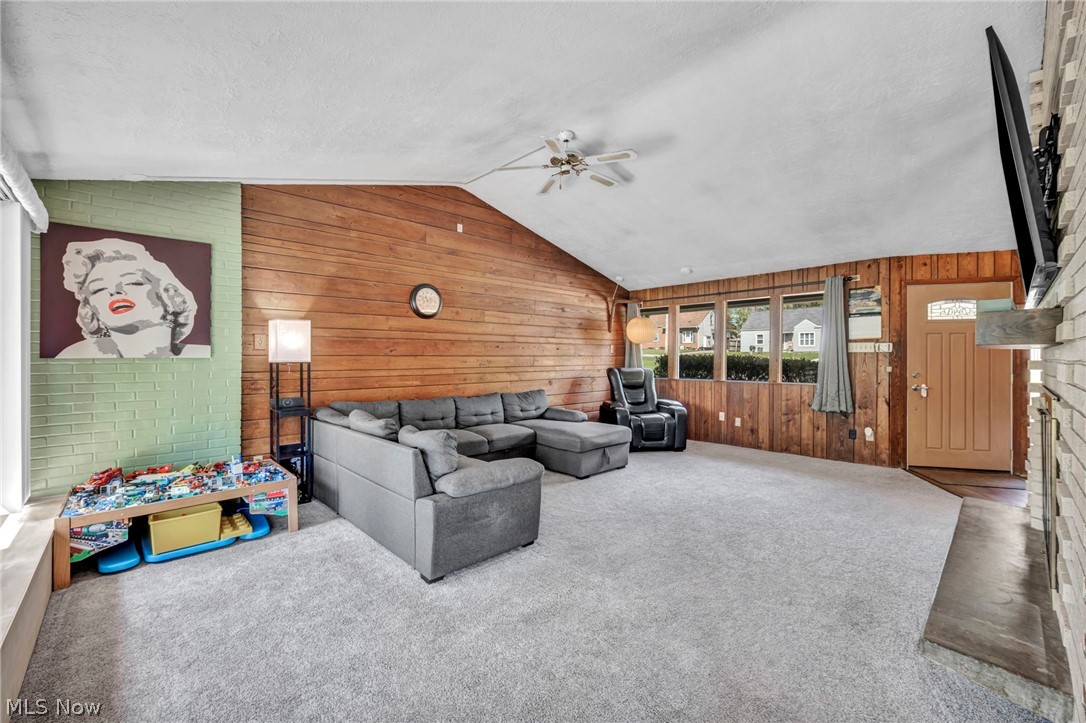 900 Magnolia Avenue Cuyahoga Falls OH 44221