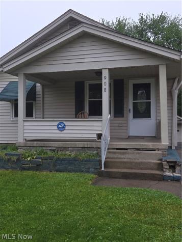 908 Cornell Street Youngstown OH 44502
