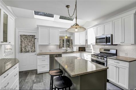 20771 Avalon Drive Rocky River OH 44116