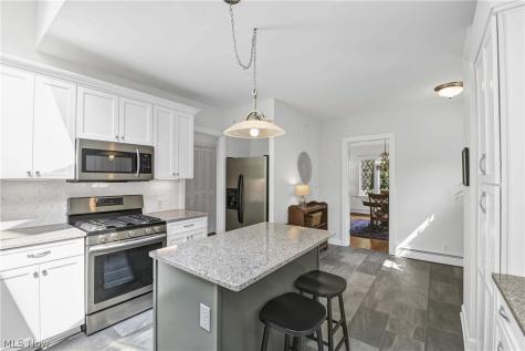 20771 Avalon Drive Rocky River OH 44116