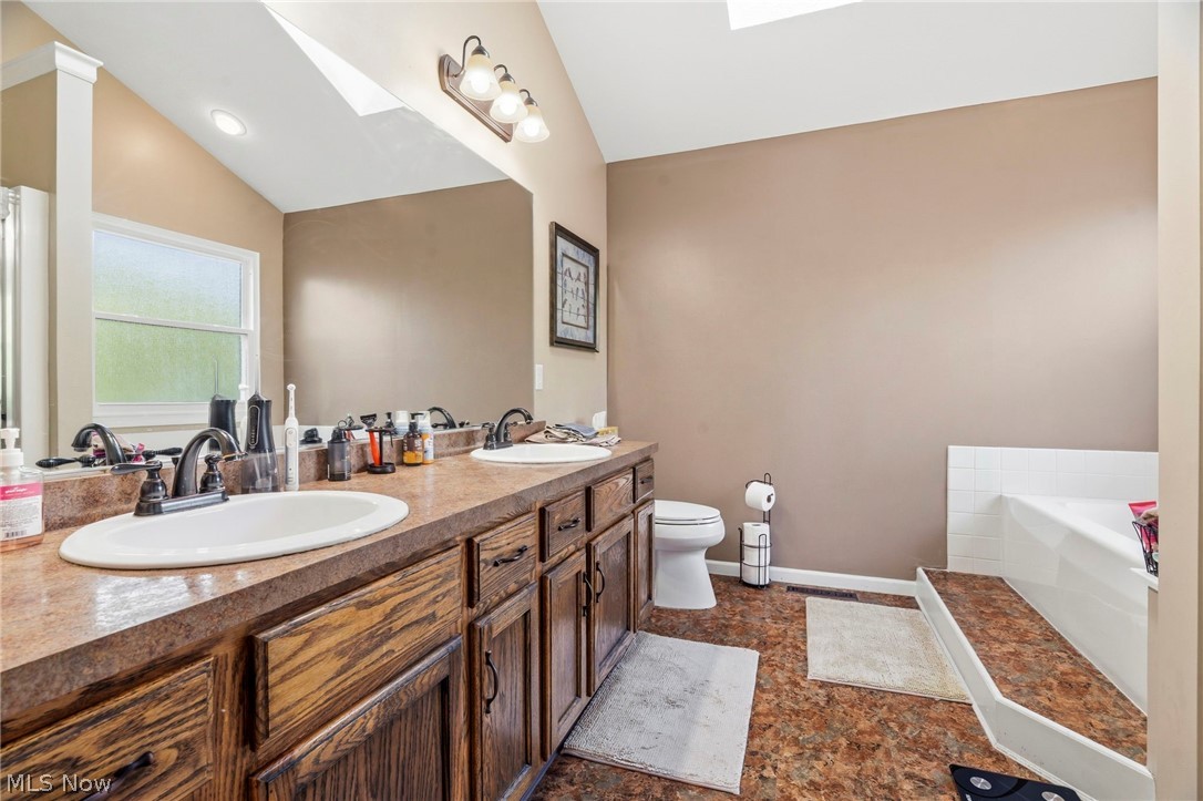 4297 Brookview Court Uniontown OH 44685