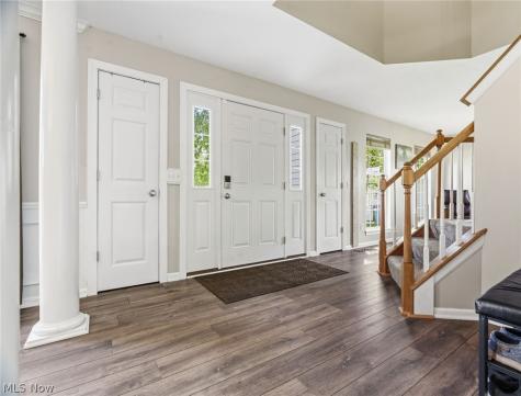 4297 Brookview Court Uniontown OH 44685