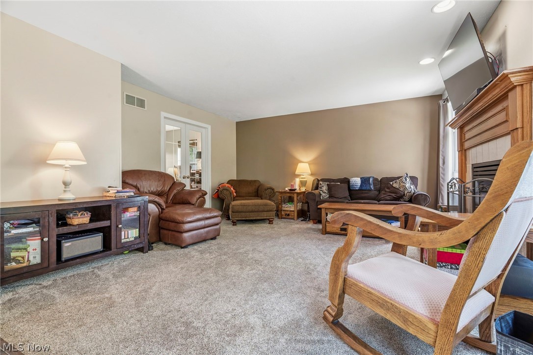 4297 Brookview Court Uniontown OH 44685