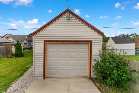 206 Hollywood Boulevard Steubenville OH 43952