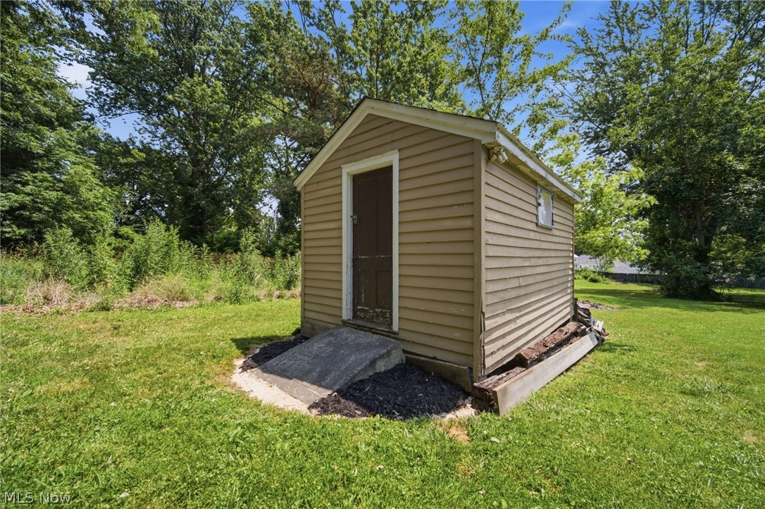 1564 S Ridge Road W Ashtabula OH 44004