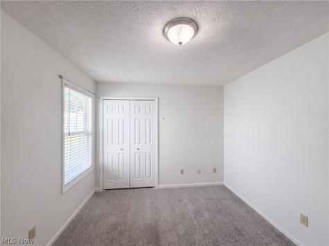 159 Prestwyck Lane Elyria OH 44035