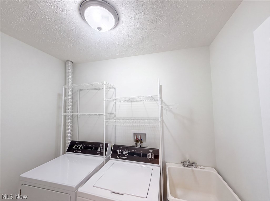 159 Prestwyck Lane Elyria OH 44035