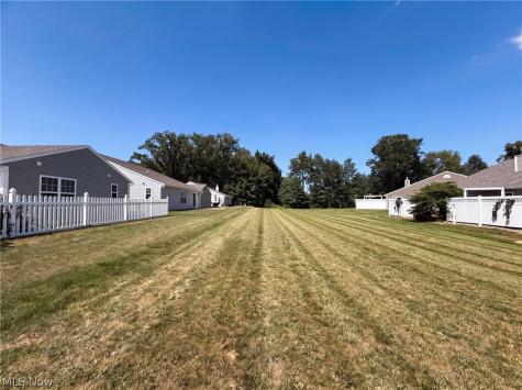 159 Prestwyck Lane Elyria OH 44035