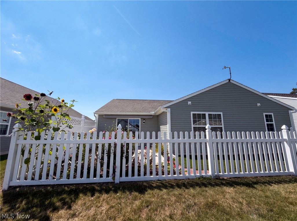 159 Prestwyck Lane Elyria OH 44035