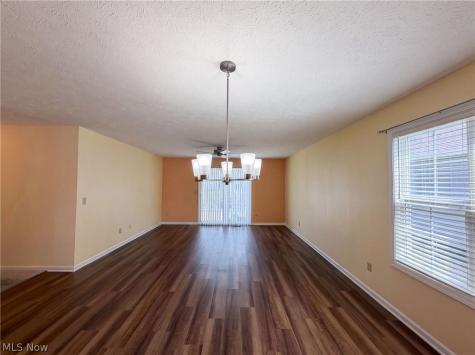 159 Prestwyck Lane Elyria OH 44035