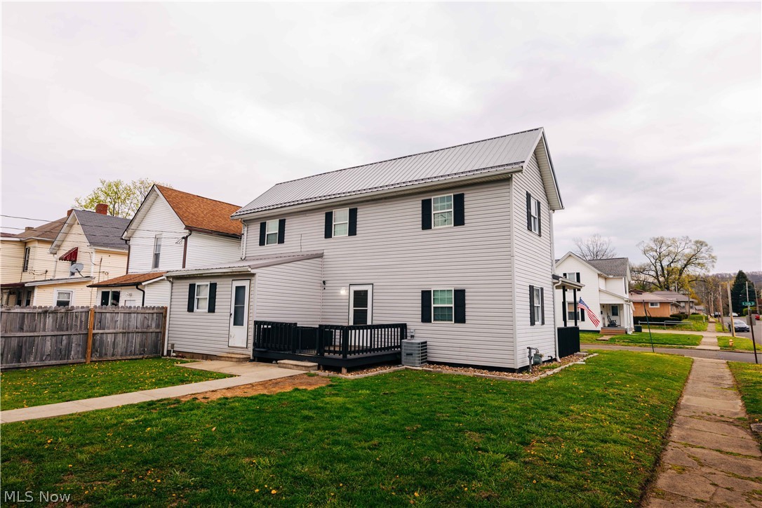391 S 10th Street Coshocton OH 43812