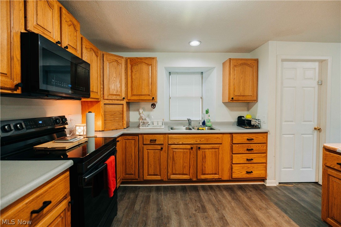 391 S 10th Street Coshocton OH 43812