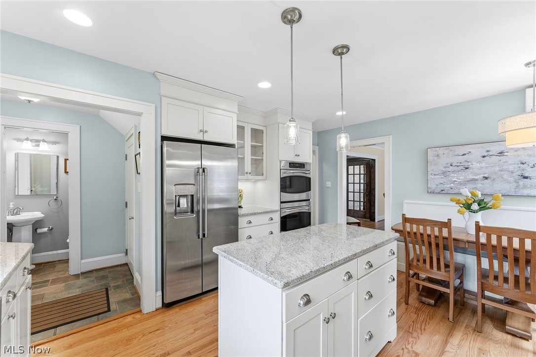 17531 Daleview Drive Lakewood OH 44107