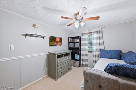 11596 Homestead Avenue NE Alliance OH 44601