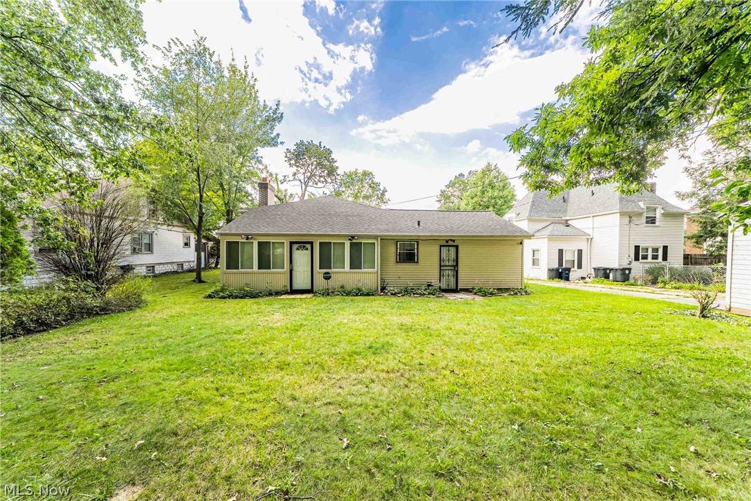753 Crestview Avenue Akron OH 44320