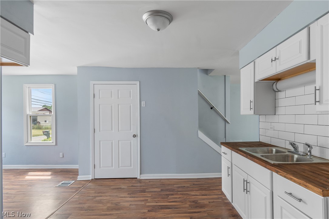 15562 Portage Street Doylestown OH 44230