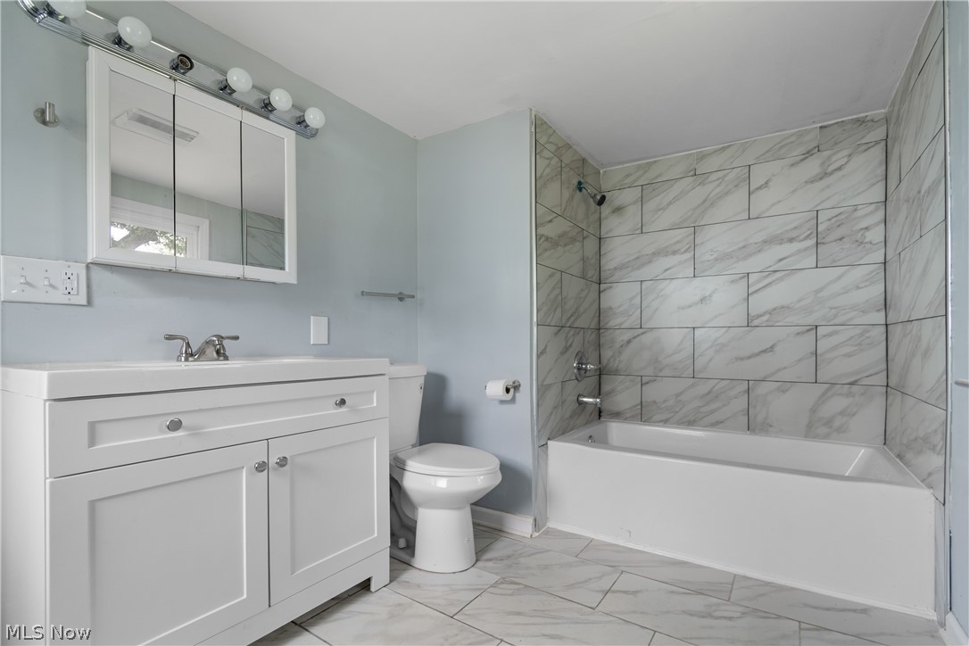 15562 Portage Street Doylestown OH 44230