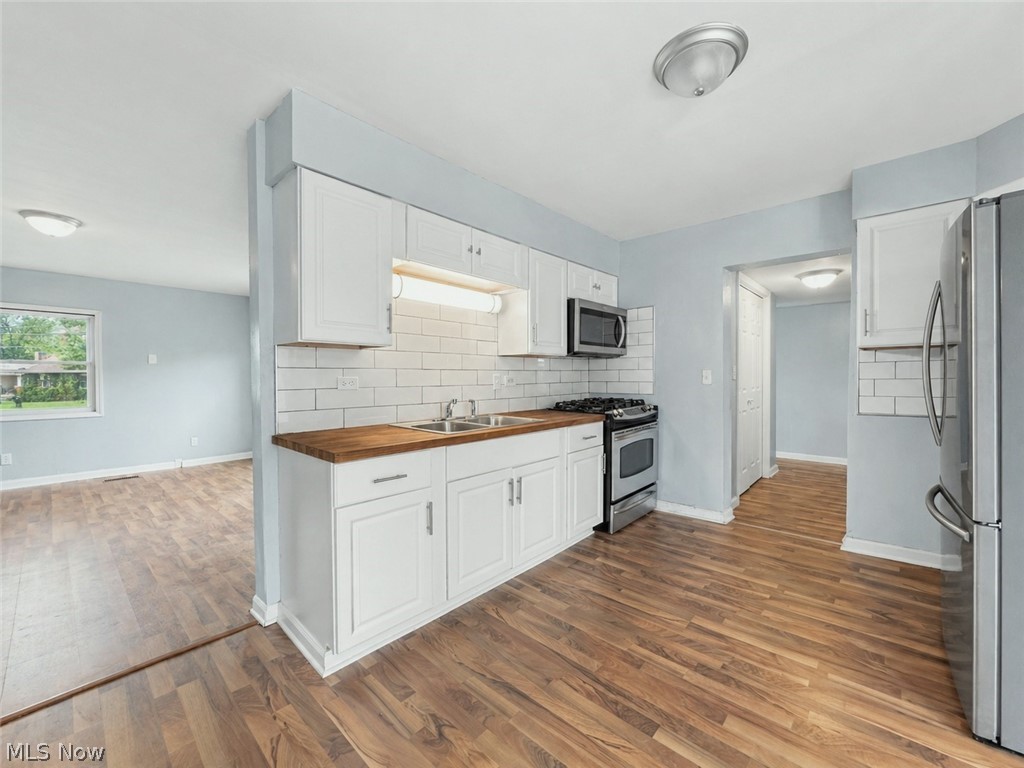 15562 Portage Street Doylestown OH 44230