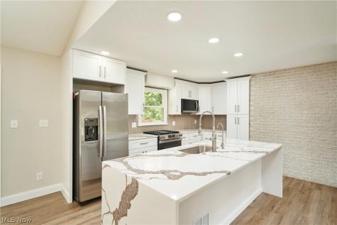3762 Leewood Drive Stow OH 44224