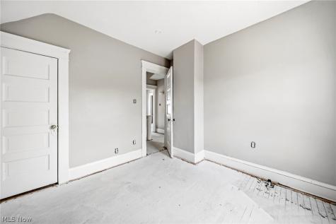 9512 Easton Avenue Cleveland OH 44104