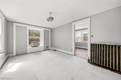 9512 Easton Avenue Cleveland OH 44104