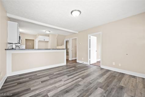 1517 16th Street NE Canton OH 44705