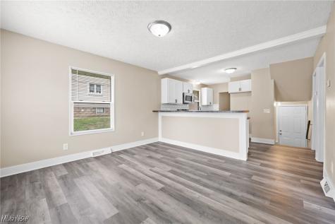 1517 16th Street NE Canton OH 44705