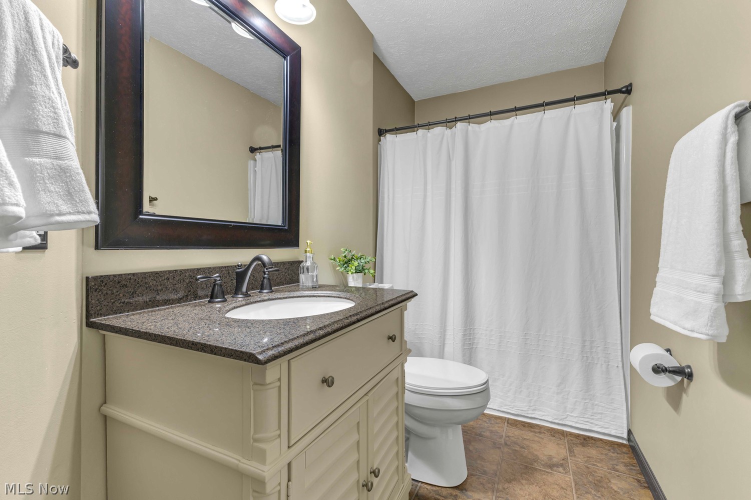 32302 Dorchester Drive Avon Lake OH 44012