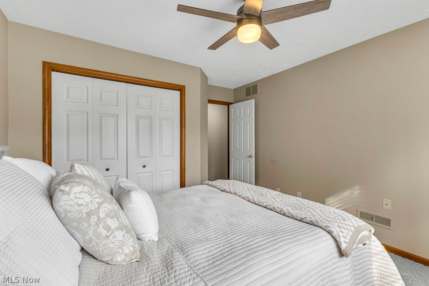 32302 Dorchester Drive Avon Lake OH 44012
