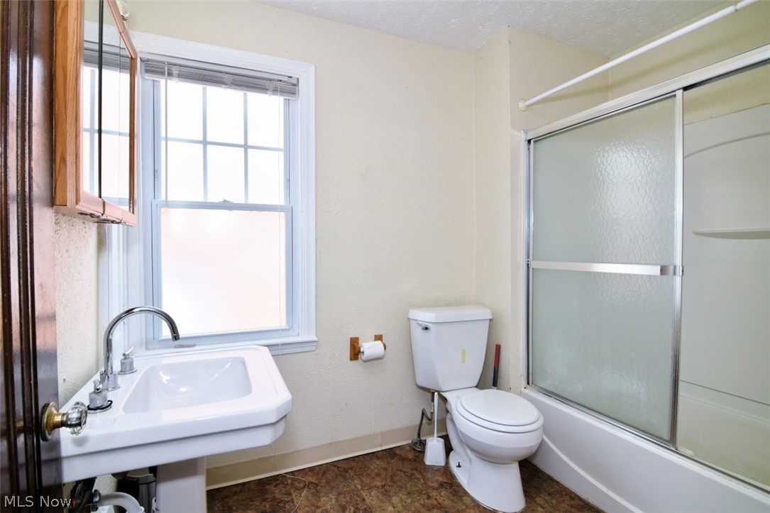 3654 Bainbridge Cleveland Heights OH 44118