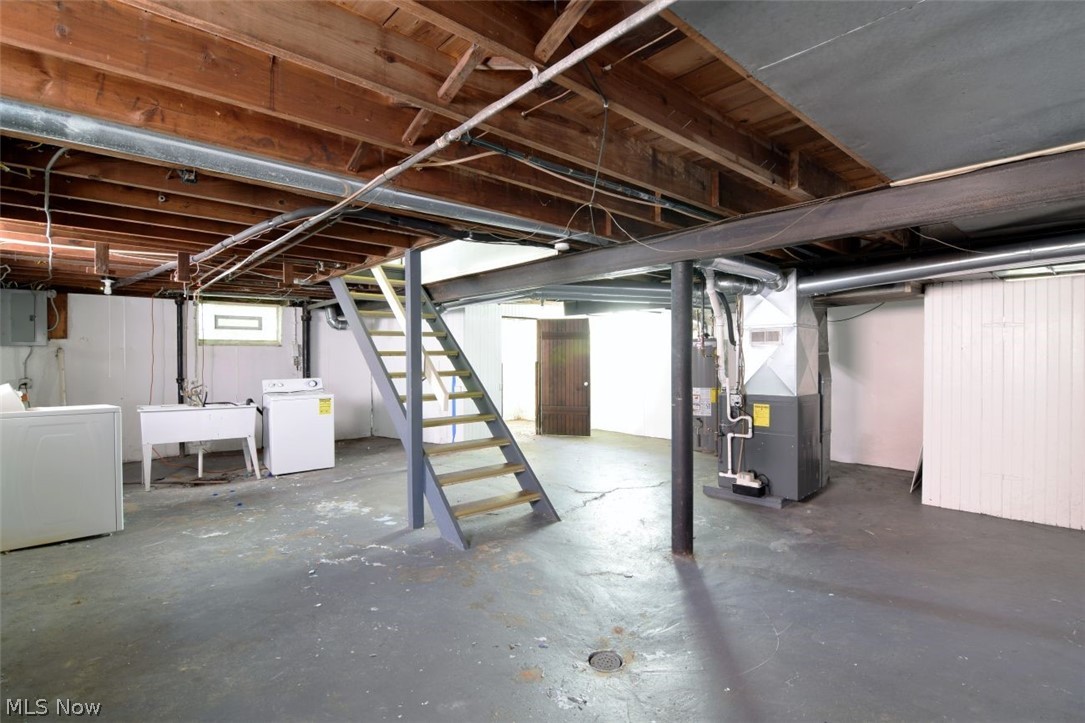 3654 Bainbridge Cleveland Heights OH 44118
